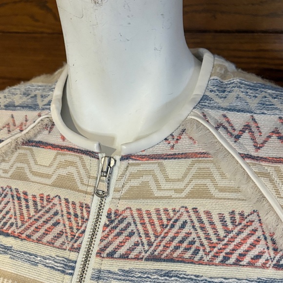 RW&CO. Textured Blazer with Red and Blue Accents - Picture 2 of 8